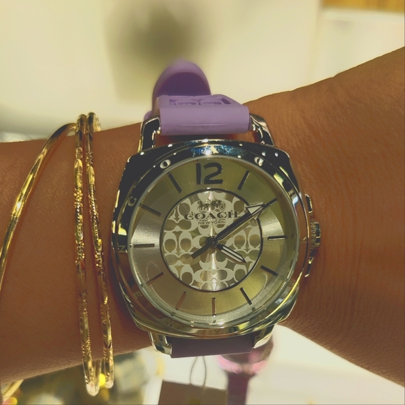 New! Boyfriend Sport Watch ⌚ in Lavender🪻*Only 1* Limited Time - Picture 4 of 8